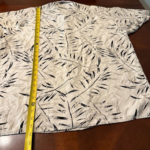 Van Heusen Washable Silk Hawaiian Shirt L Leaf Print Beige Black Short Sleeve - Picture 8 of 9